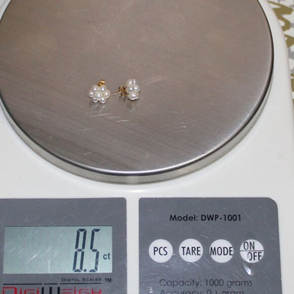 8.5 TCW CULTURED PEARL FLOWER EARRINGS IN 14K YELLOW GOLD - Picture 8 of 8